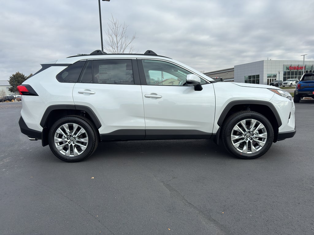 2025 Toyota RAV4 XLE Premium