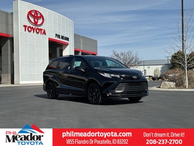 2026 Toyota Sienna Woodland Edition