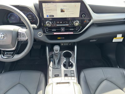 2026 Toyota Highlander Hybrid Hybrid Platinum