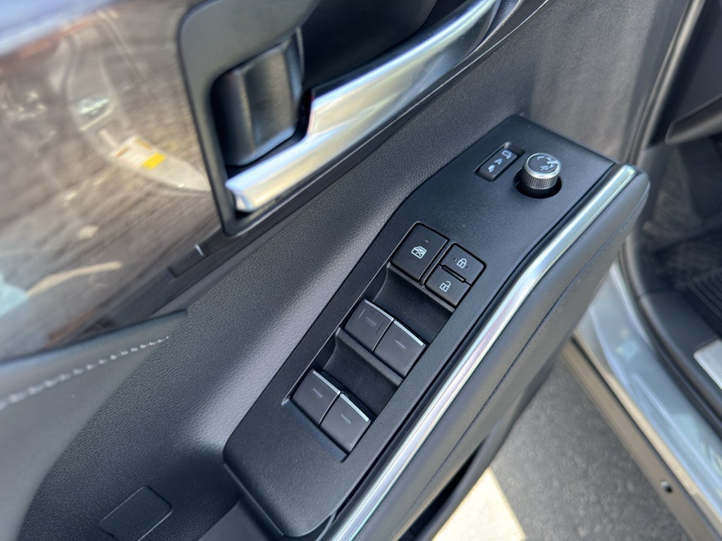 2026 Toyota Highlander Hybrid Hybrid Platinum