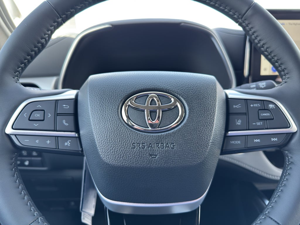 2026 Toyota Highlander Hybrid Hybrid Platinum