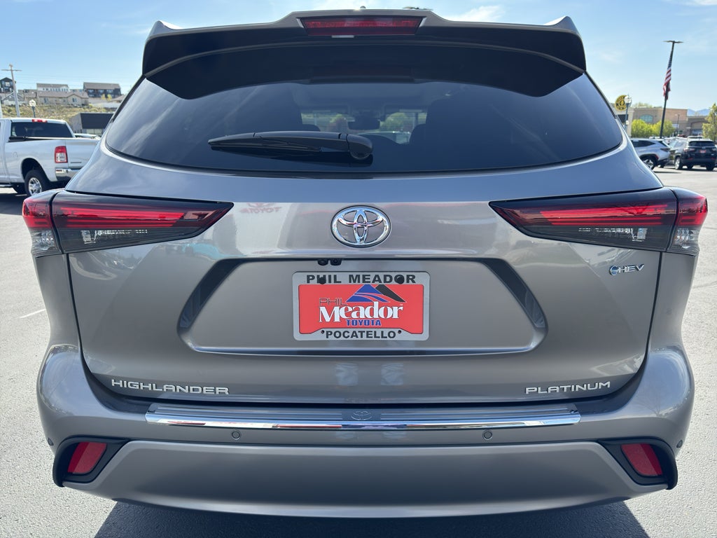 2026 Toyota Highlander Hybrid Hybrid Platinum