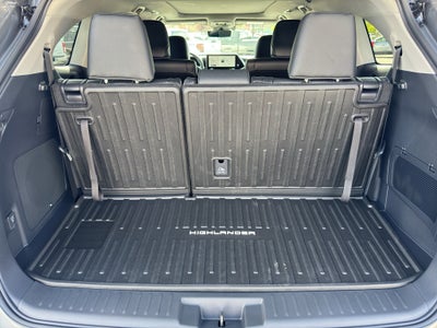 2026 Toyota Highlander Hybrid Hybrid Platinum