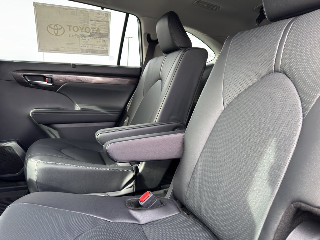 2026 Toyota Highlander Hybrid Hybrid Limited