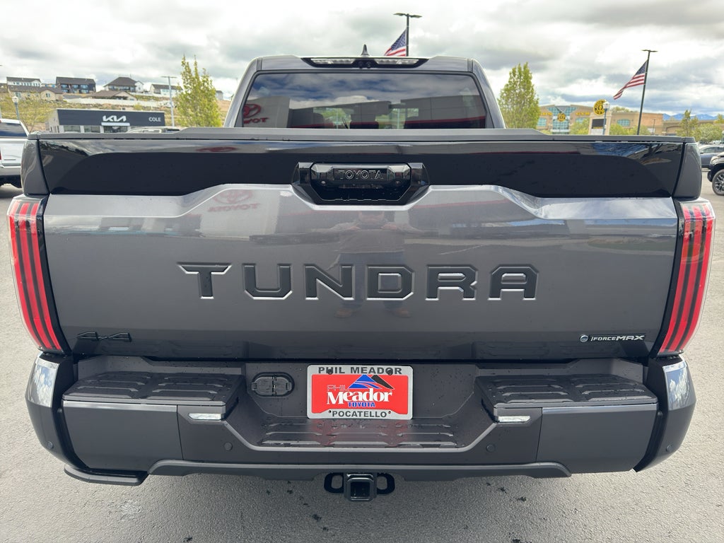 2026 Toyota Tundra i-FORCE MAX Platinum i-FORCE MAX