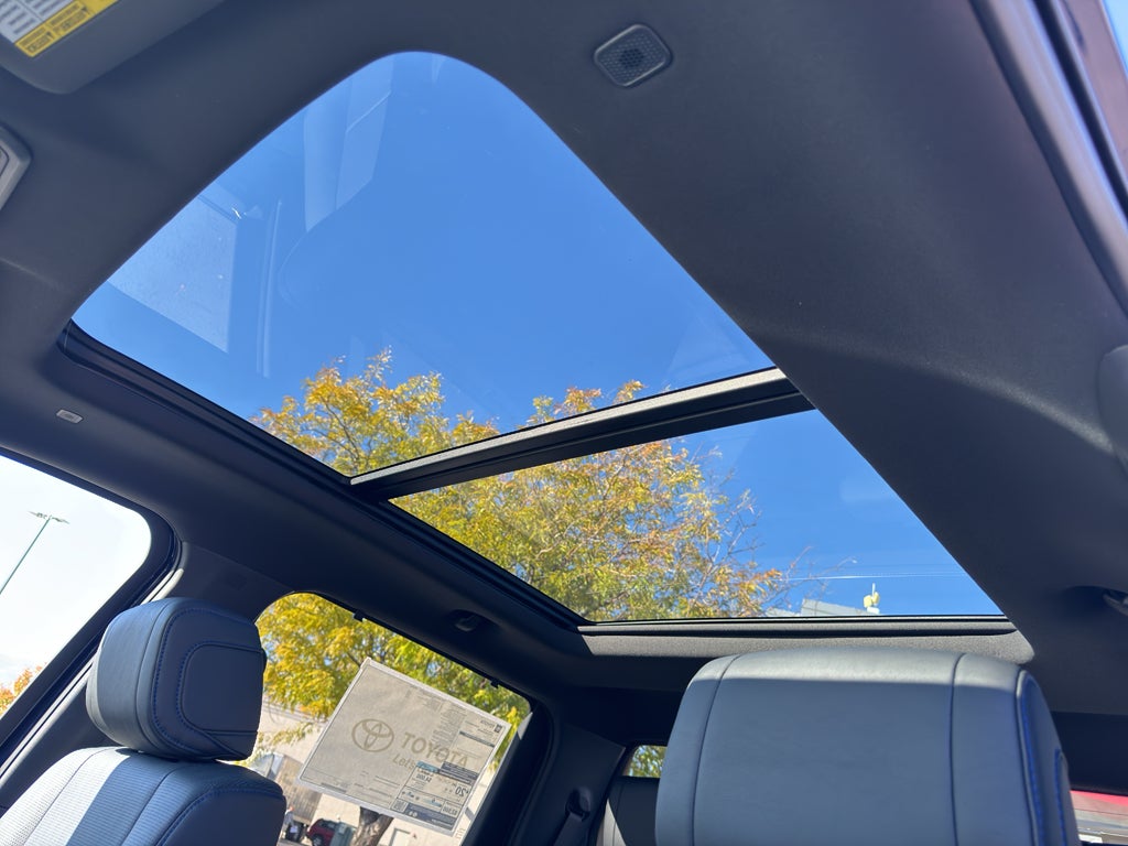 2026 Toyota Tundra i-FORCE MAX Platinum i-FORCE MAX