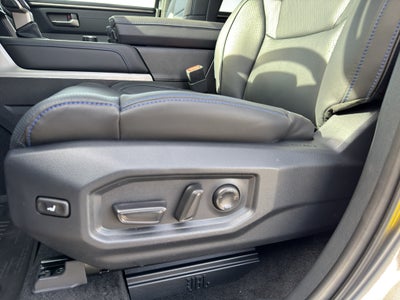 2026 Toyota Tundra i-FORCE MAX Platinum i-FORCE MAX