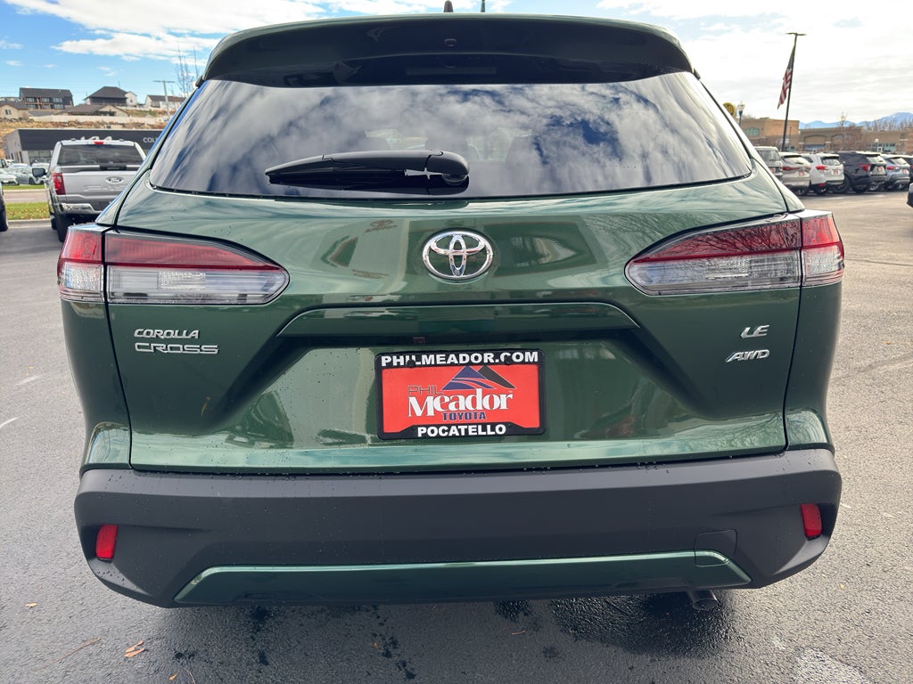 2026 Toyota Corolla Cross LE
