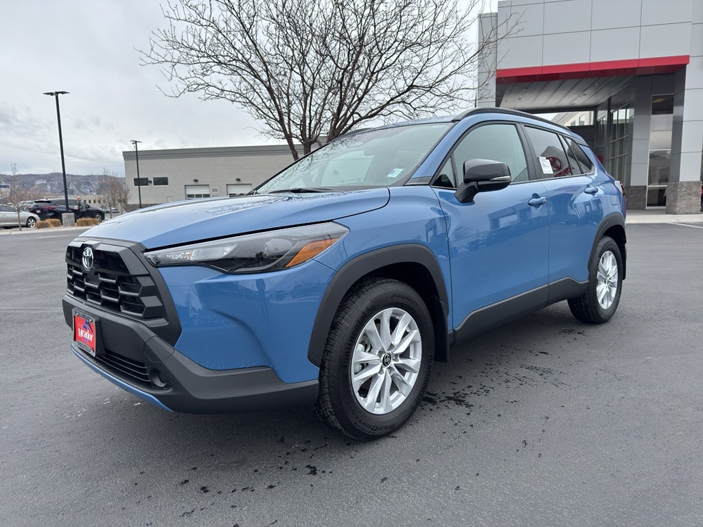 2026 Toyota Corolla Cross LE