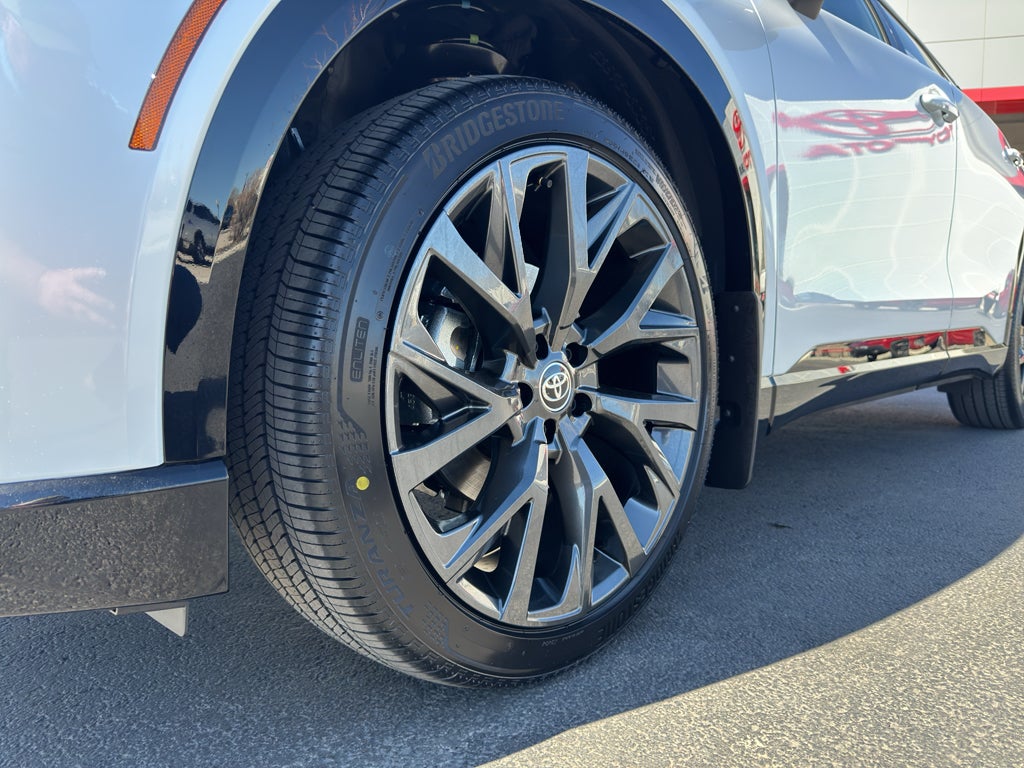 2026 Toyota Toyota Crown Signia Limited