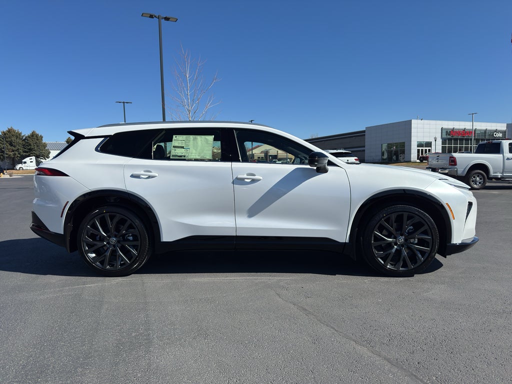 2026 Toyota Toyota Crown Signia Limited