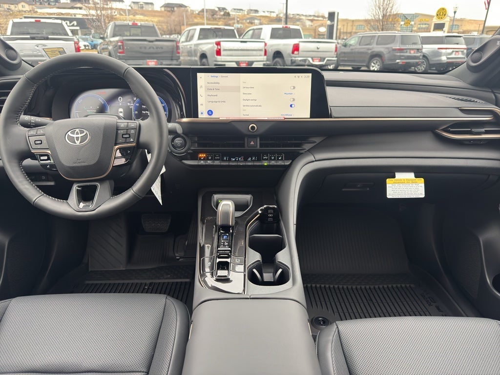 2026 Toyota Toyota Crown Signia Limited