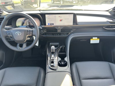 2025 Toyota Toyota Crown Signia Limited