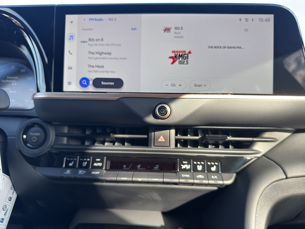 2025 Toyota Toyota Crown Signia Limited