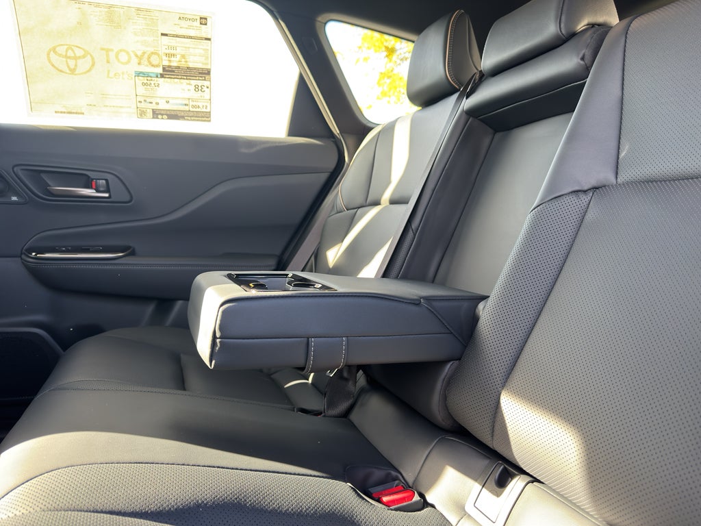 2025 Toyota Toyota Crown Signia Limited