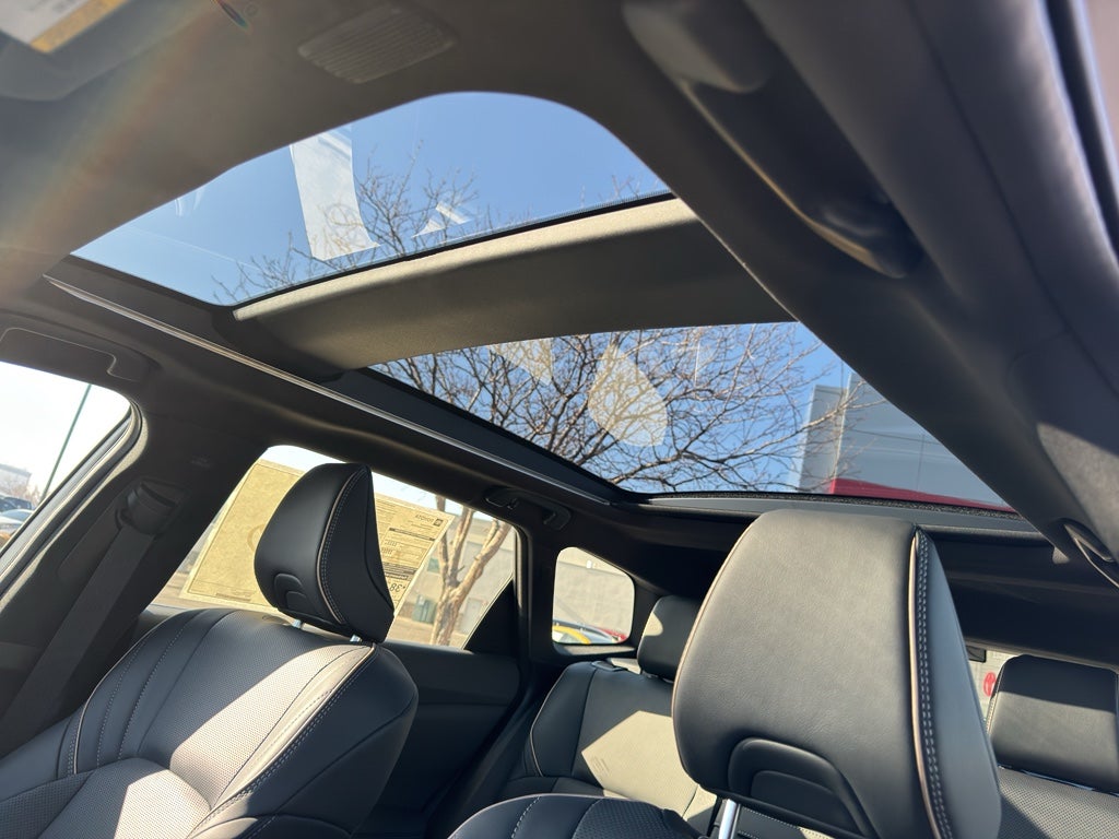 2025 Toyota Toyota Crown Signia Limited