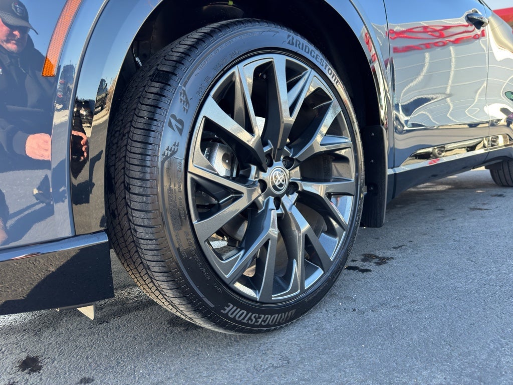 2025 Toyota Toyota Crown Signia Limited