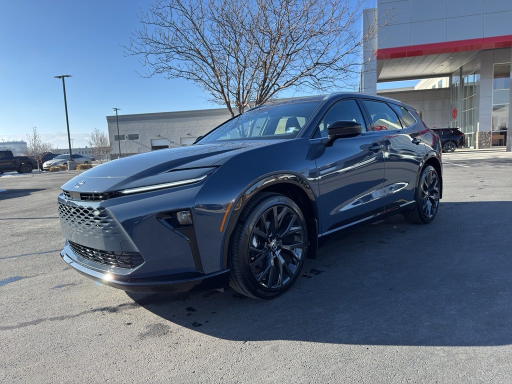 2025 Toyota Toyota Crown Signia Limited