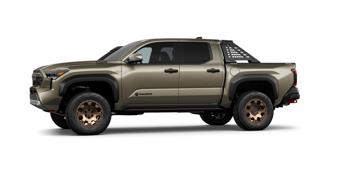 2026 Toyota Tacoma i-FORCE MAX Trailhunter
