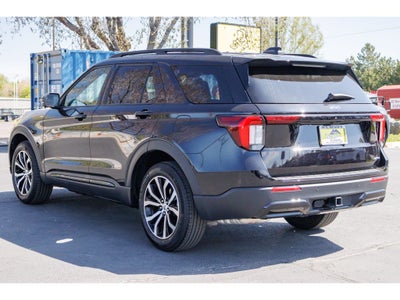2025 Ford Explorer ST-Line