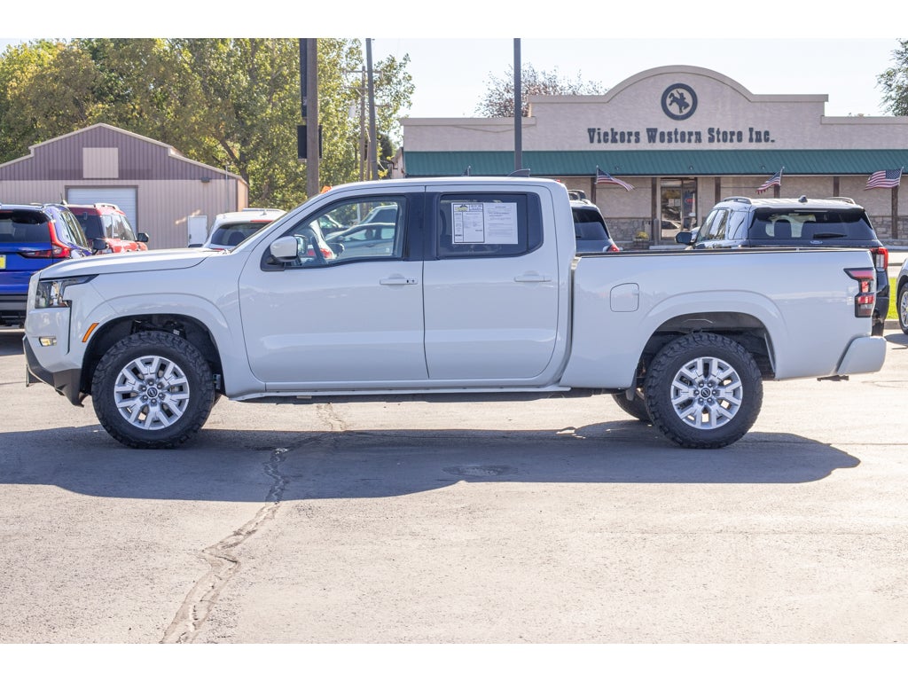2023 Nissan Frontier SV