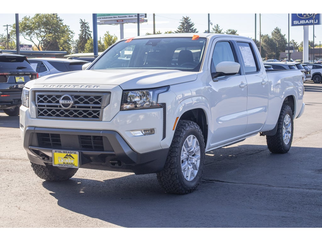 2023 Nissan Frontier SV