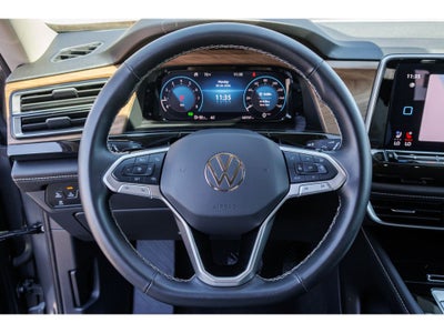 2025 Volkswagen Atlas 2.0T SE w/Technology