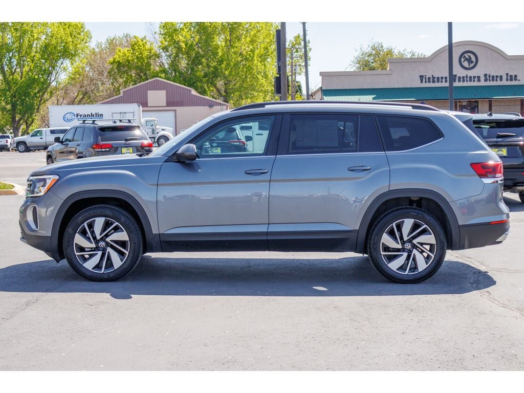2025 Volkswagen Atlas 2.0T SE w/Technology