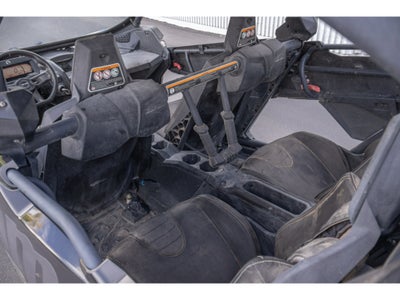 2023 CANAM Maverick Base