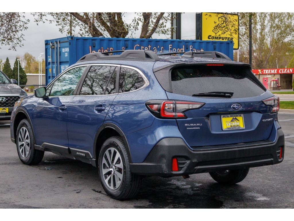 2022 Subaru Outback Premium