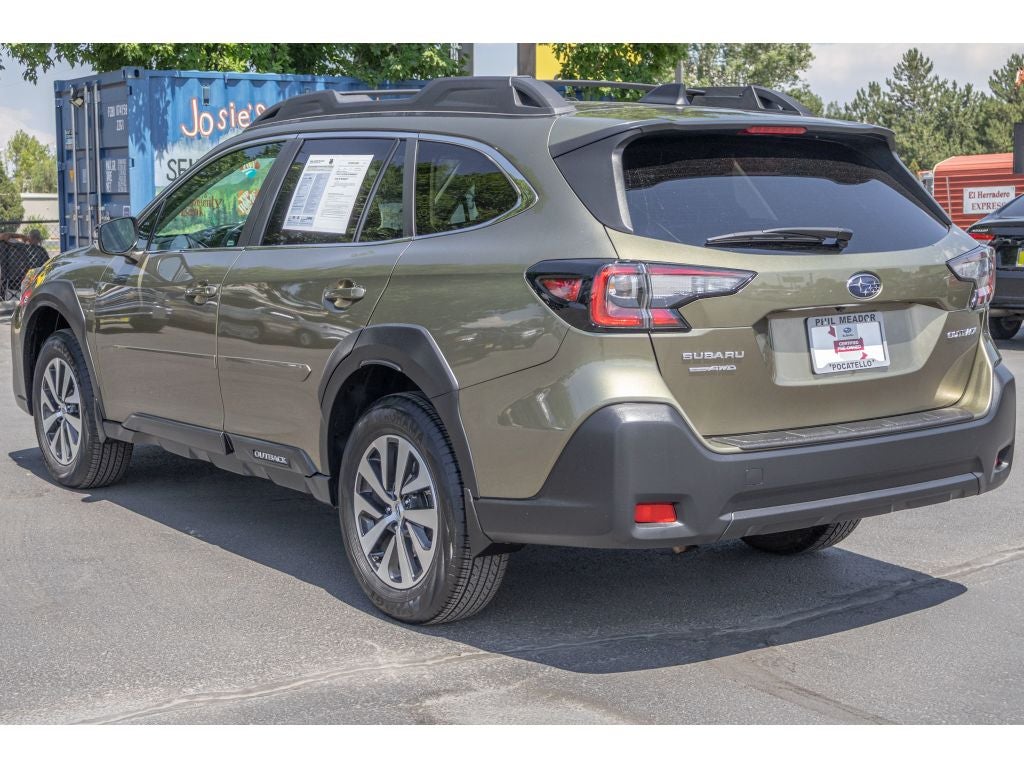 2025 Subaru Outback Premium