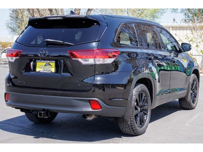 2019 Toyota Highlander SE
