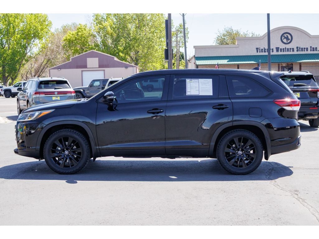 2019 Toyota Highlander SE