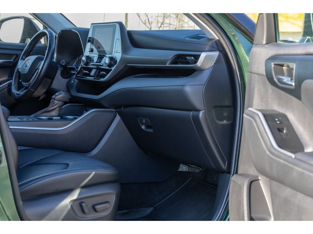 2023 Toyota Highlander Hybrid Hybrid XLE