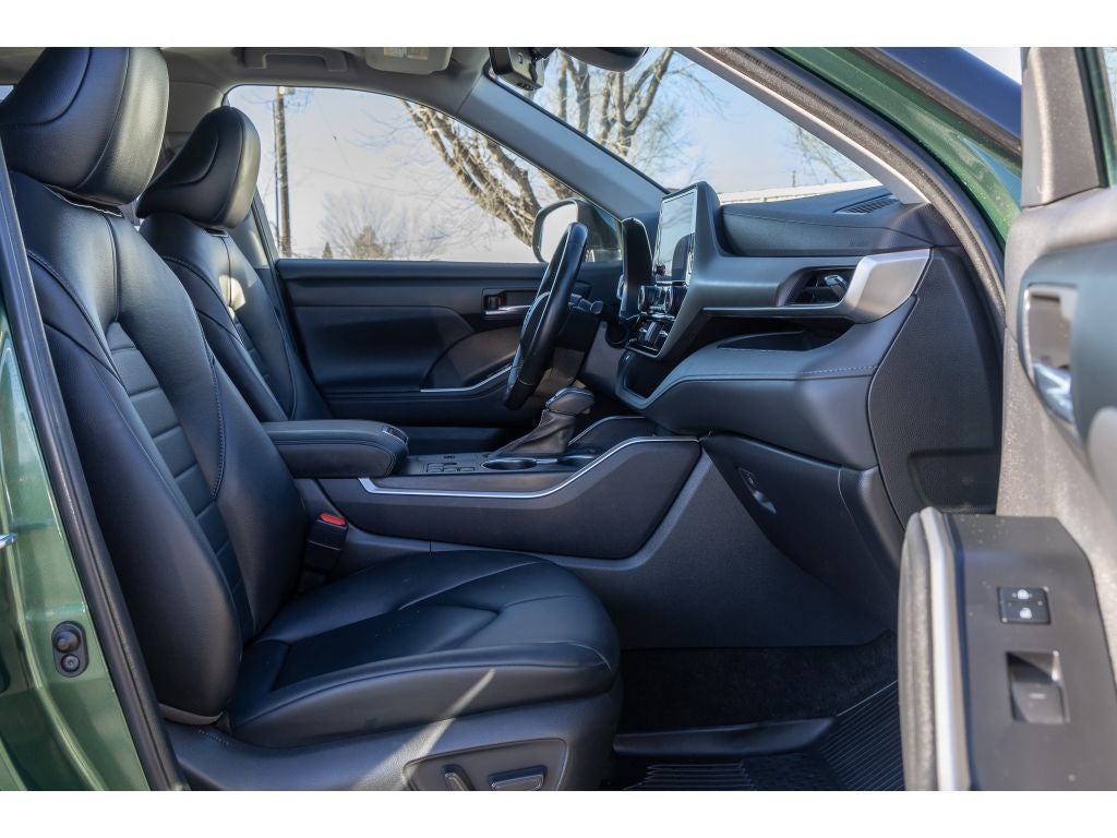 2023 Toyota Highlander Hybrid Hybrid XLE