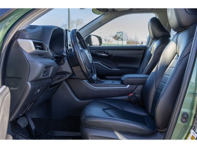 2023 Toyota Highlander Hybrid Hybrid XLE