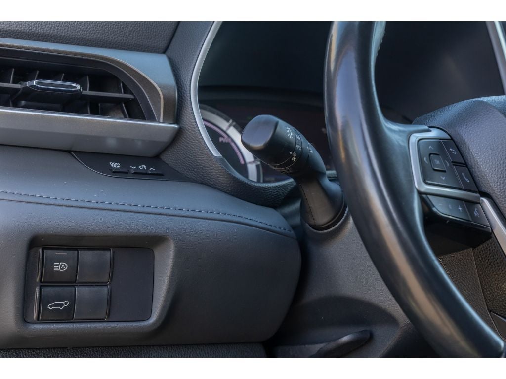 2023 Toyota Highlander Hybrid Hybrid XLE