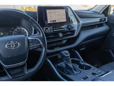 2023 Toyota Highlander Hybrid Hybrid XLE