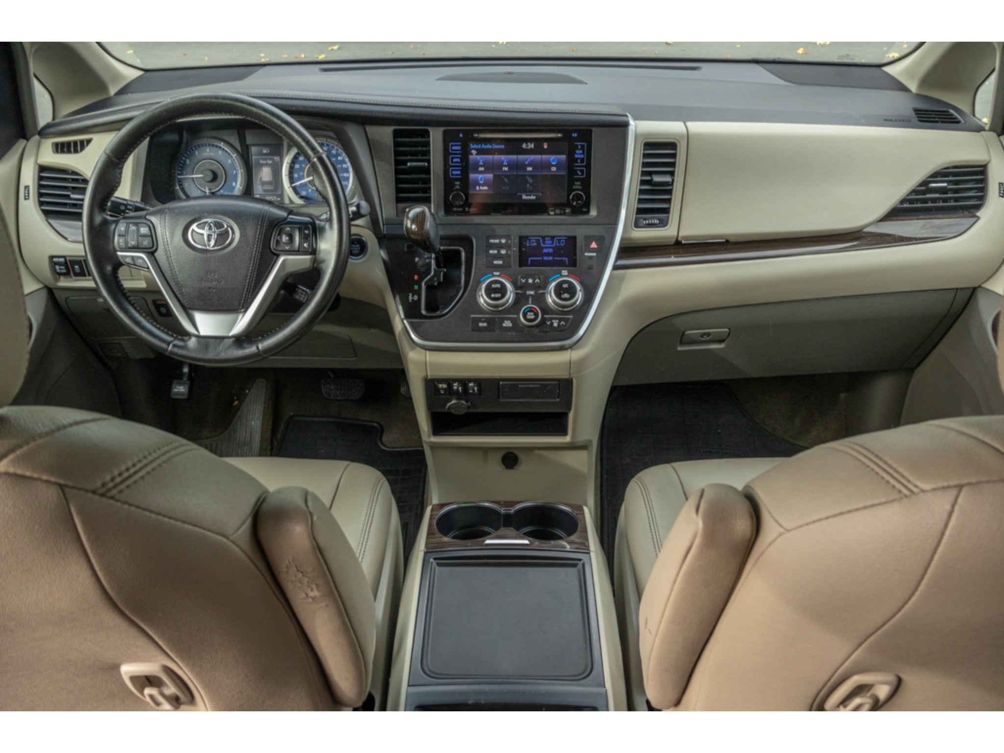 2015 Toyota Sienna XLE