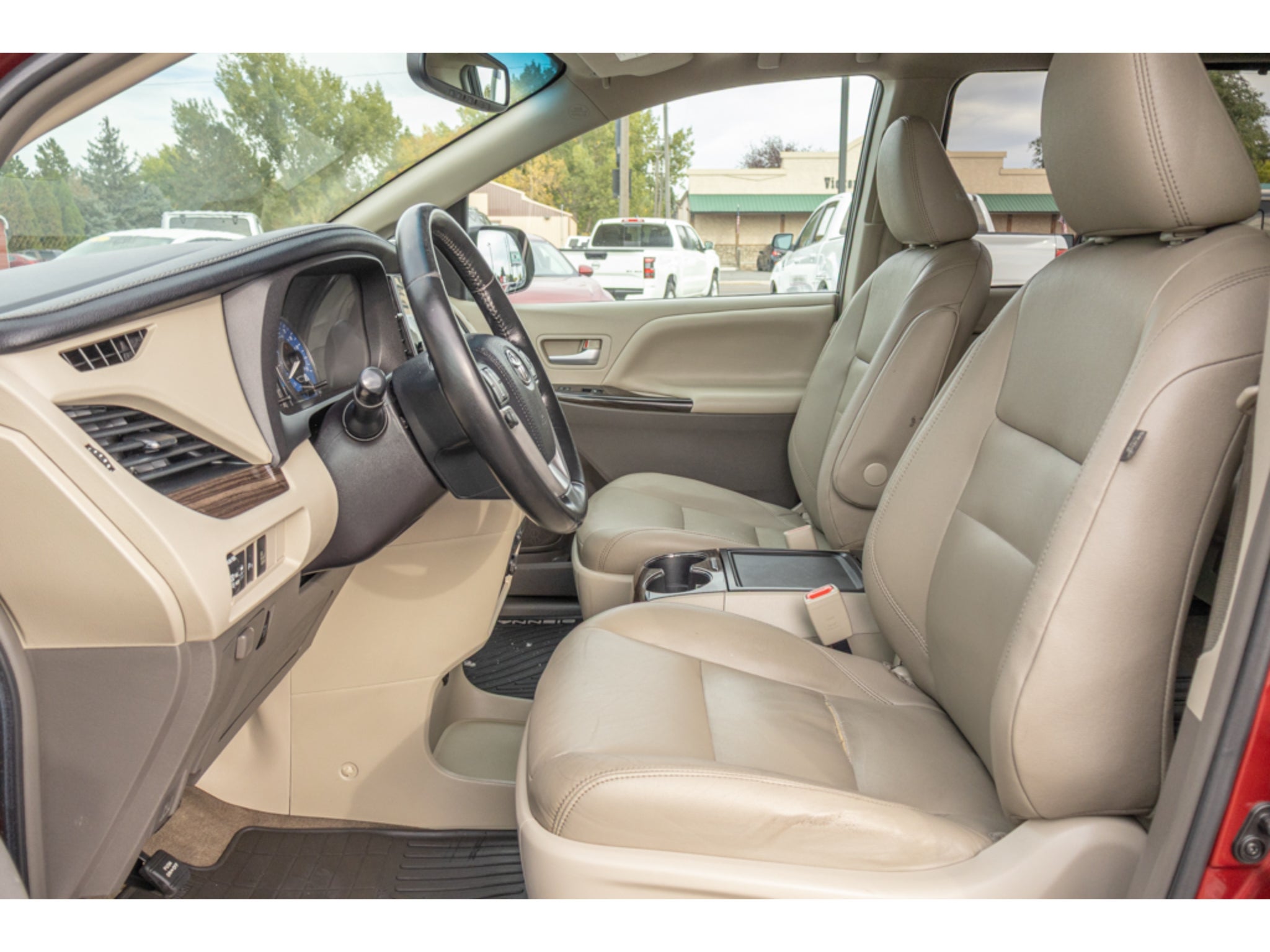 2015 Toyota Sienna XLE