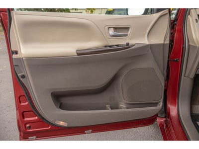 2015 Toyota Sienna XLE