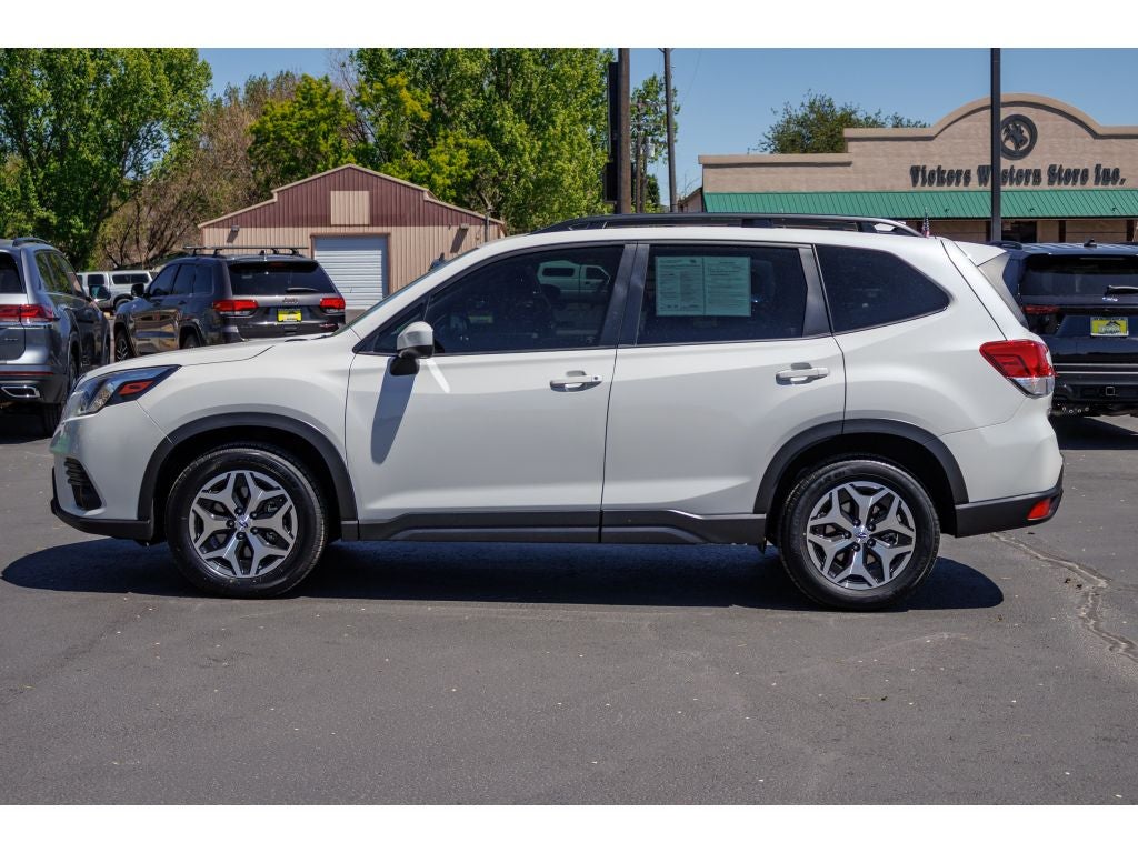 2022 Subaru Forester Premium