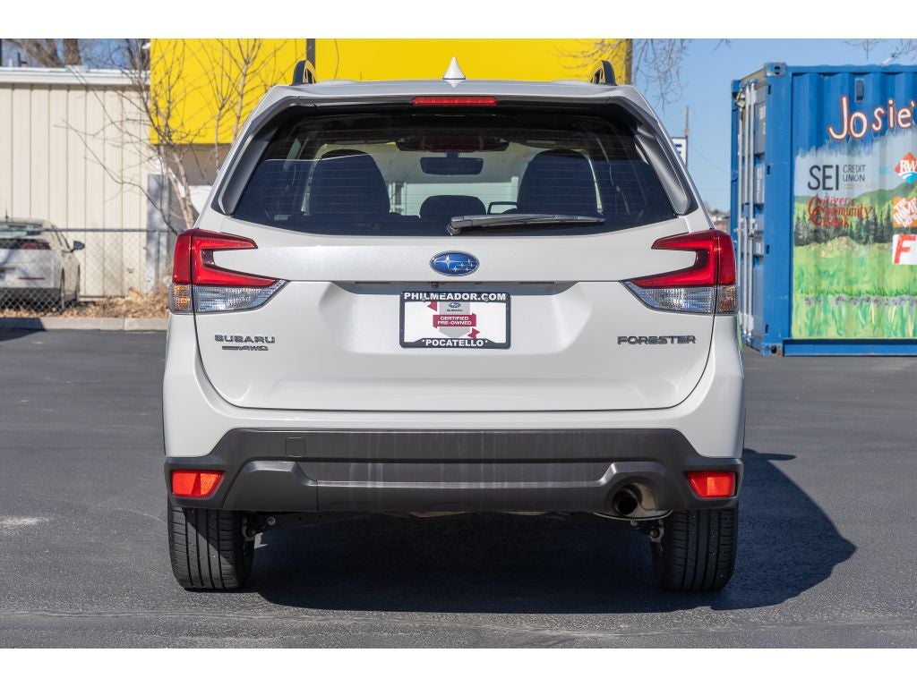 2023 Subaru Forester Premium