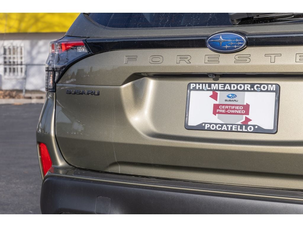 2025 Subaru Forester Premium