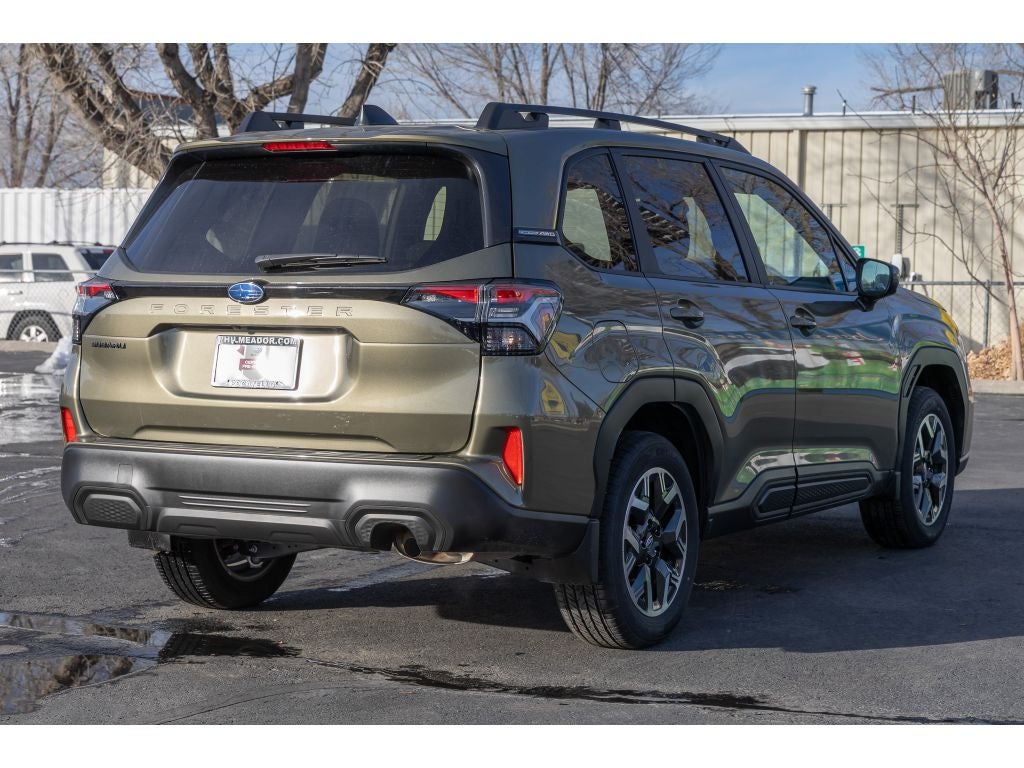 2025 Subaru Forester Premium