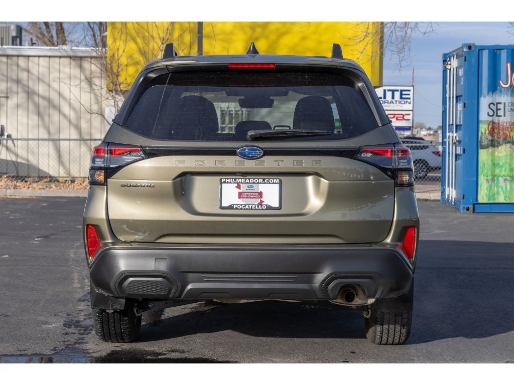 2025 Subaru Forester Premium