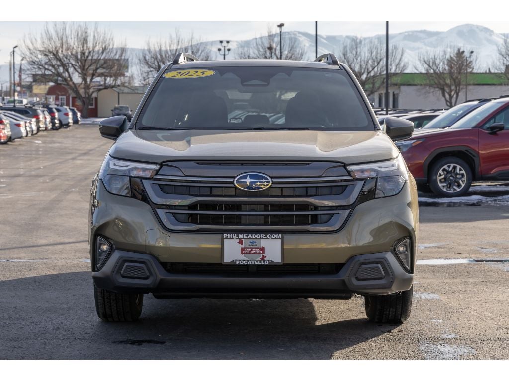 2025 Subaru Forester Premium