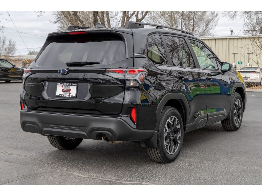 2025 Subaru Forester Premium