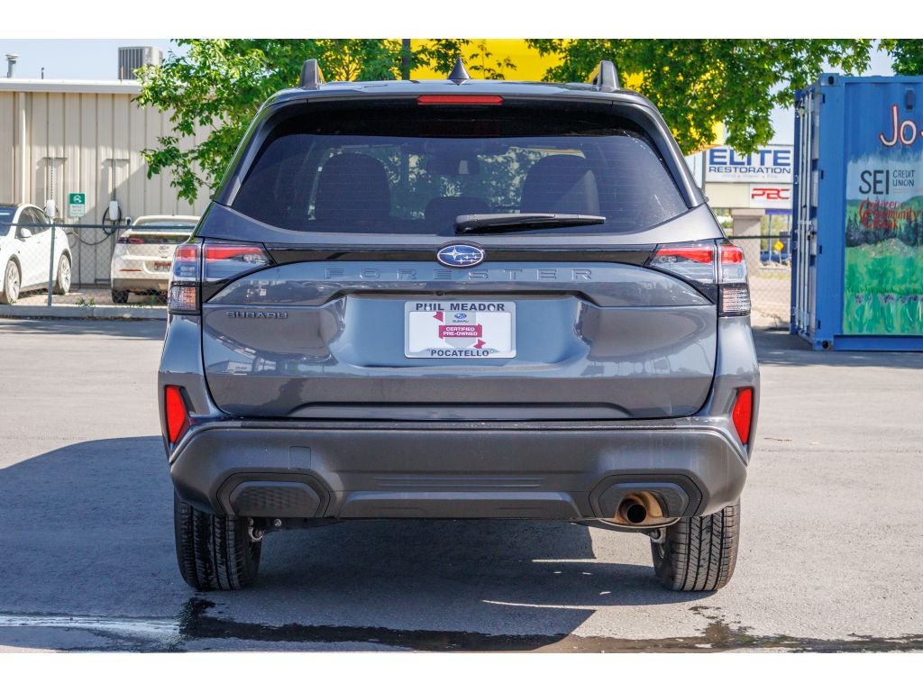 2025 Subaru Forester Premium