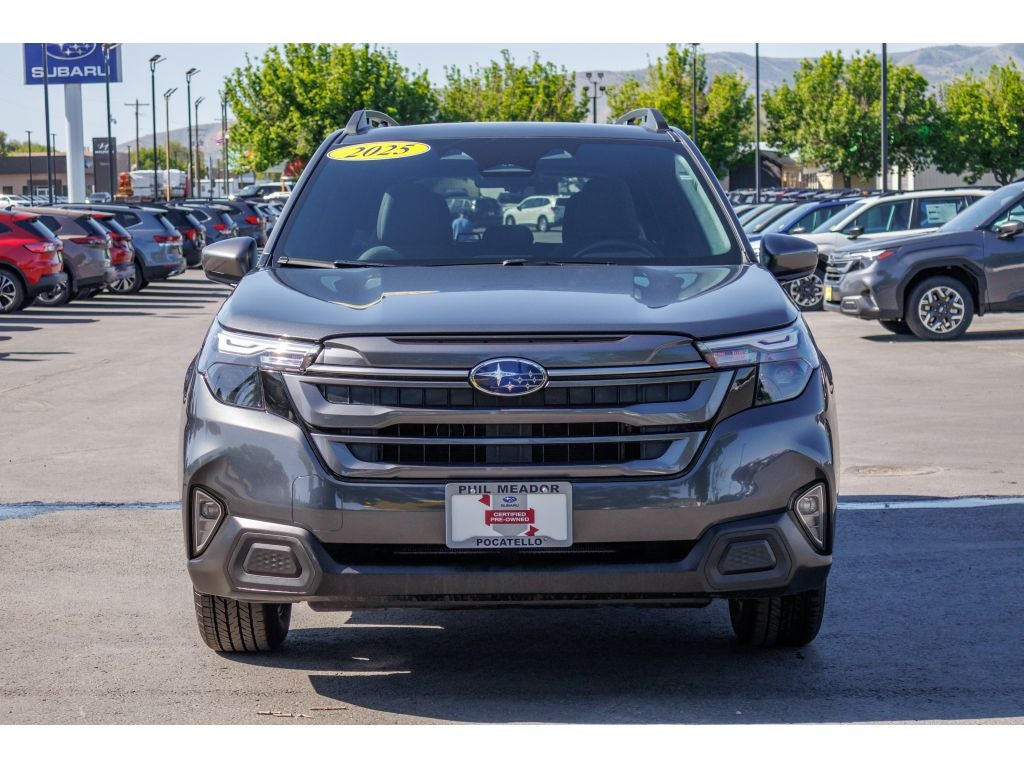 2025 Subaru Forester Premium